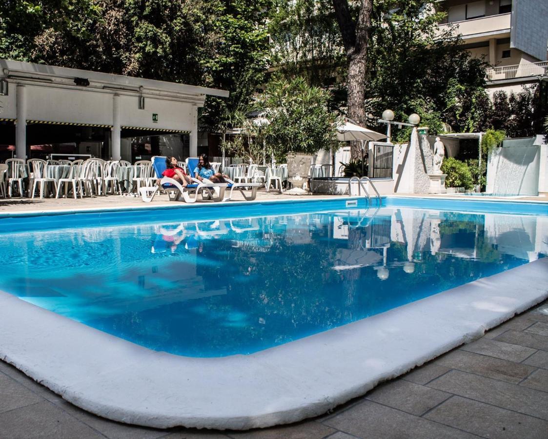 Hotel Carillon Bellaria-Igea Marina Ngoại thất bức ảnh