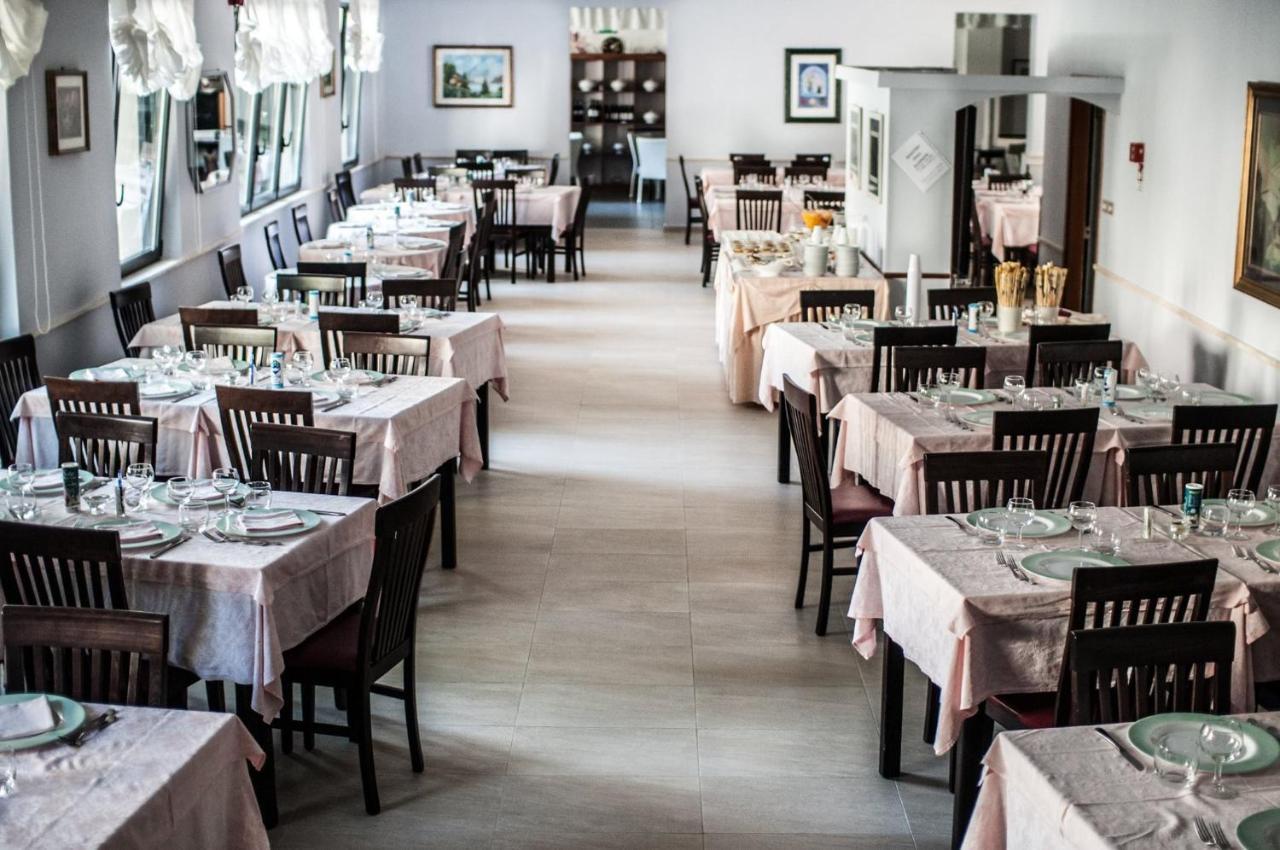 Hotel Carillon Bellaria-Igea Marina Ngoại thất bức ảnh