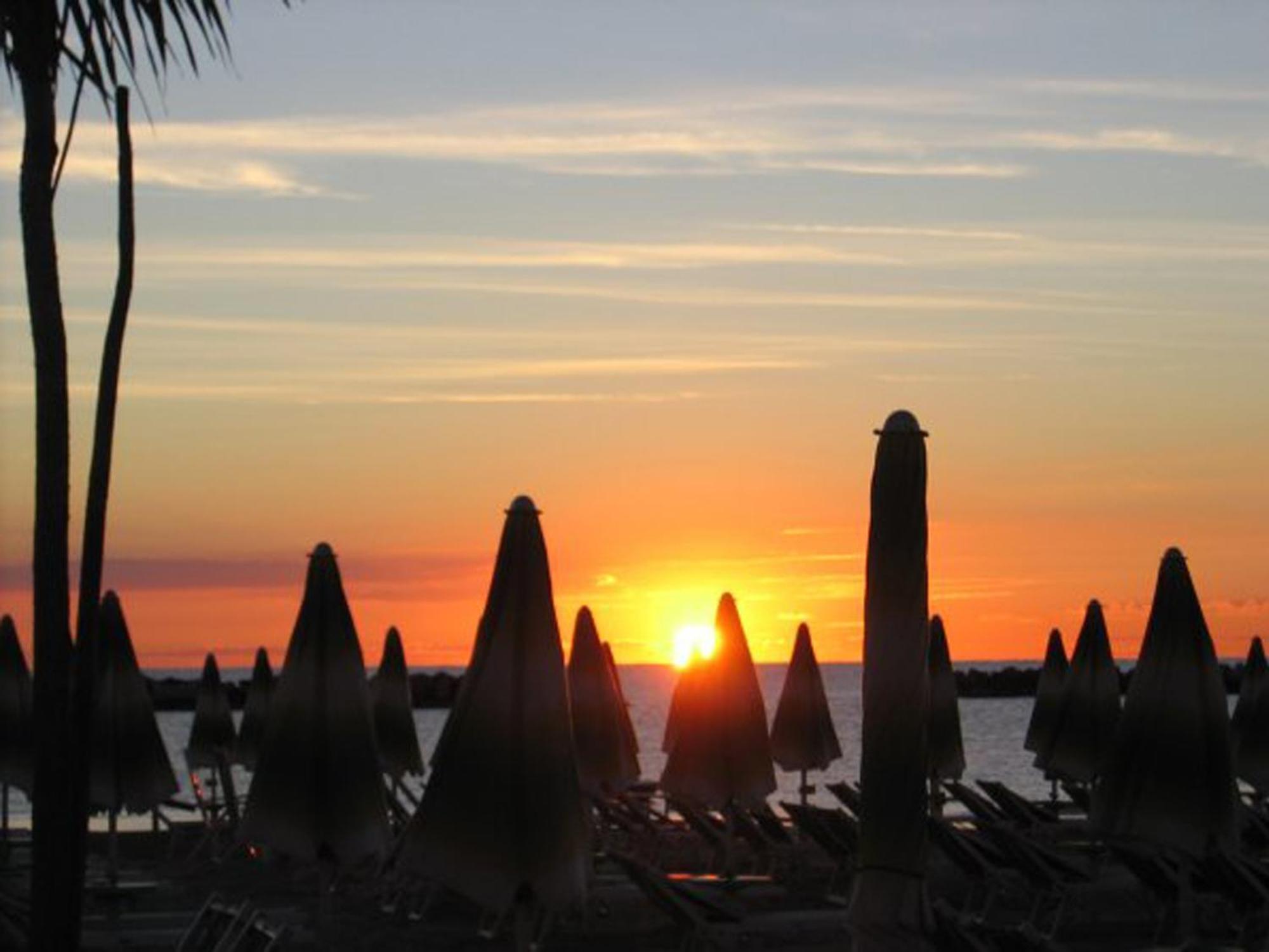 Hotel Carillon Bellaria-Igea Marina Ngoại thất bức ảnh